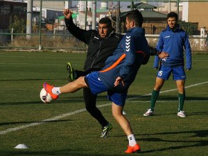 Anadolu Selçukspor'da Sarıyer mesaisi başladı
