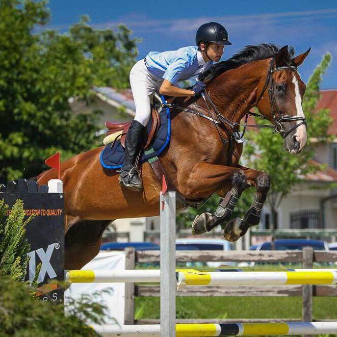 Binicilikte Konyalı öğrenci 15 yaşında 1. oldu