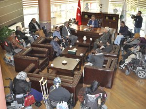 Sakatlar Derneği’nden Başkan Hançerli’ye ziyaret