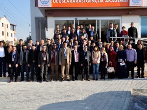 Genç gönüllüler Konya’da buluştu