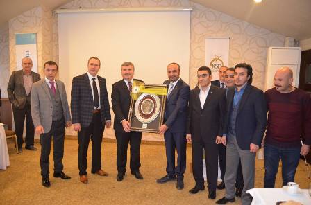 Akyürek sarrafları dinledi