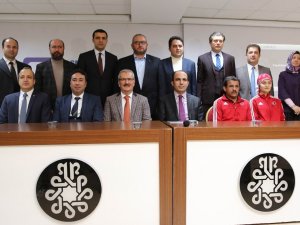 Altay'dan Dürdane Altunel'e tebrik