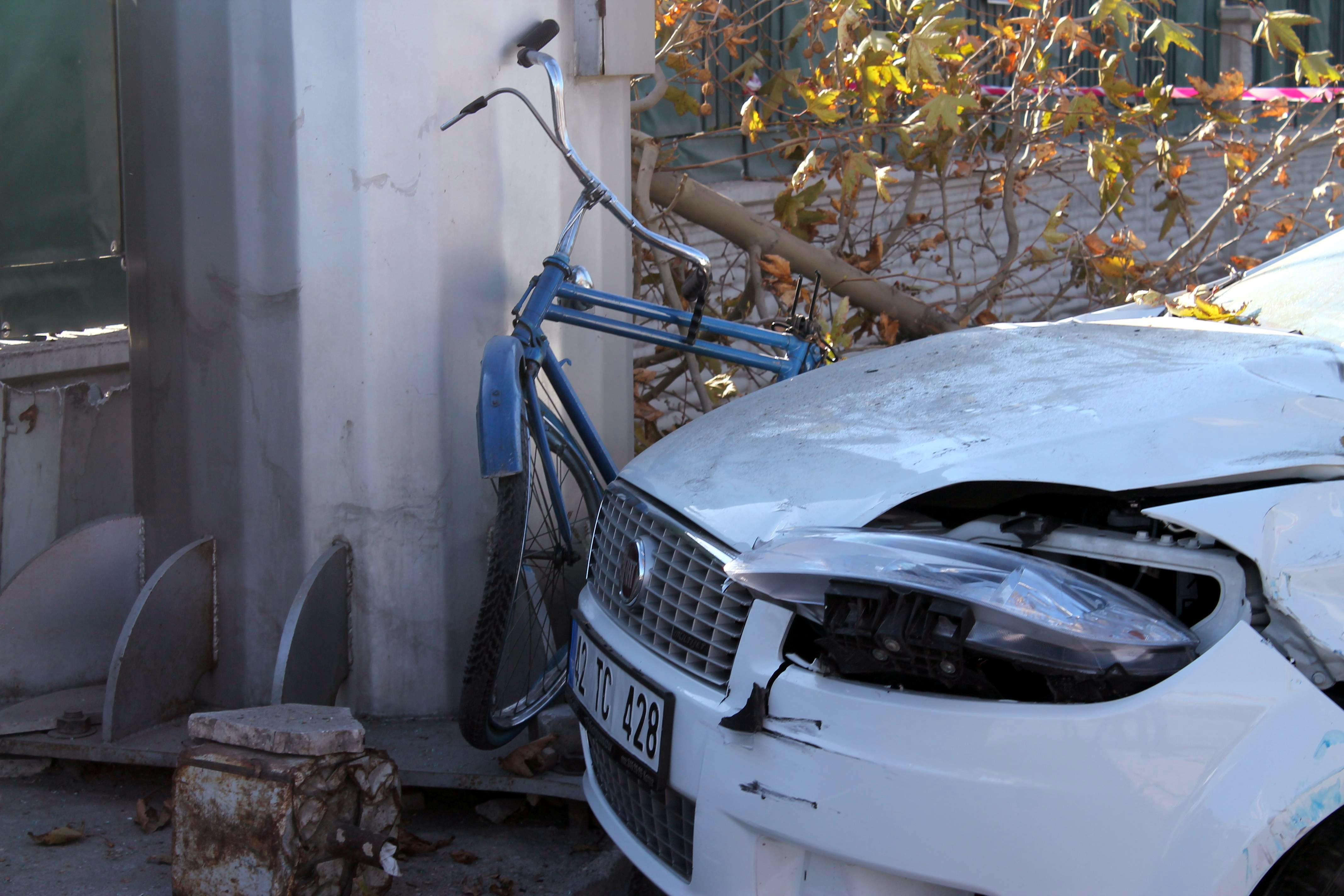 Konya'da otomobil bisiklete çarptı: 1 ölü
