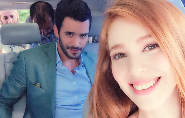 Elçin Sangu sette oldukça keyifliymiş...