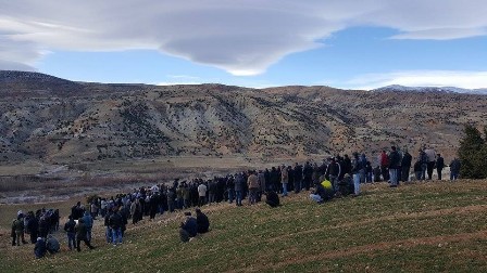Kazada ölen iki kardeş toprağa verildi