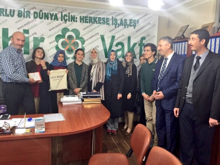 Lale Eğitim Kurumlarından Bayır-Bucak Türkmenlerine Yardım
