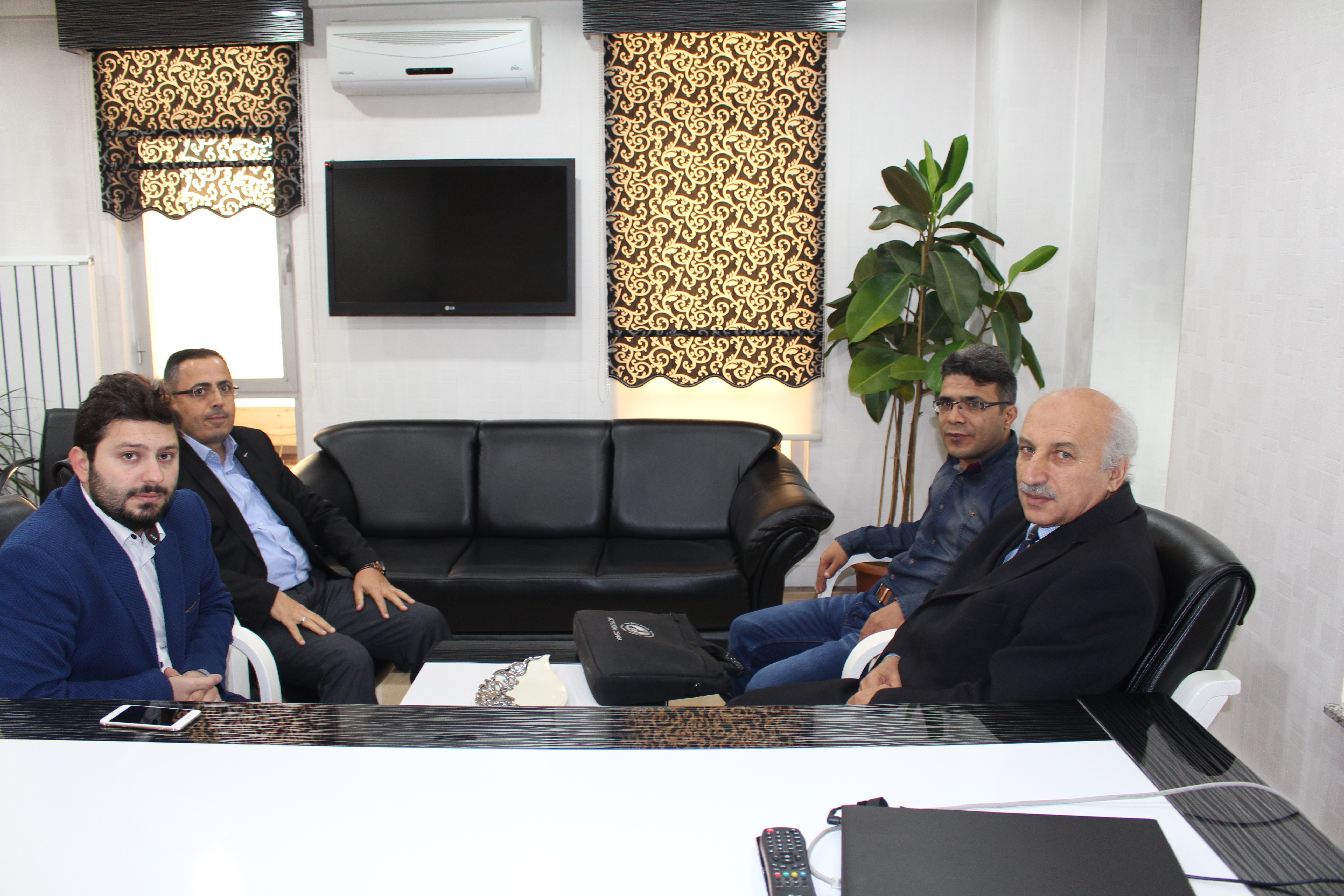 Tahir Yüksek Memleket'i ziyaret etti