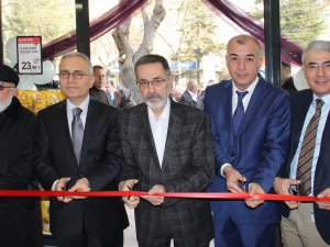 Beyzade Adese Mağazası yeni çehresiyle hizmette