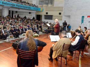 Tasavvuf konserine yoğun ilgi