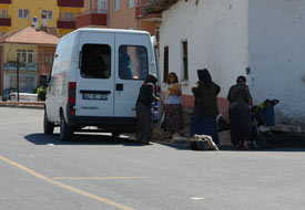 İhtiyaç sahiplerine sıcak yemek