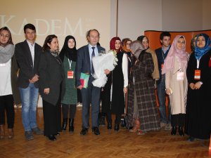 Gazeteci-yazar Yusuf Kaplan KADEM'de söyleşi yaptı