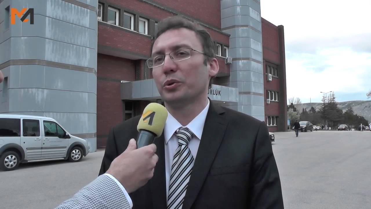 SDÜ'deki İHH standına saldırı