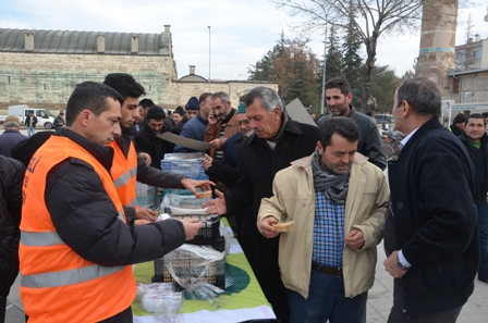 Yağmur ve Kar Duası Sonrası Belediyeden Helva İkramı