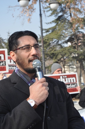 Kim doğru söylüyor