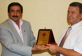 Çöklü'den Görücü'ye plaket