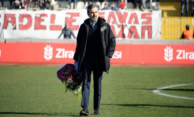 İnegöl taraftarından Kocaman'a çiçek