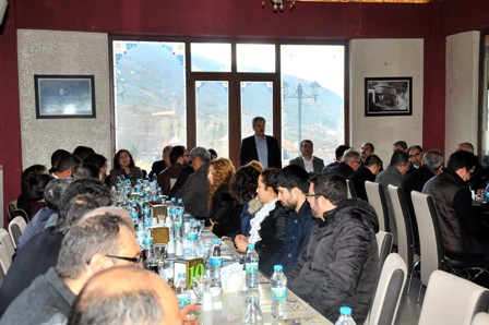 Akkaya, müteahhitlerle buluştu