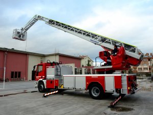 İtfaiye 2015’te 8 bin 296 yangına müdahale etti