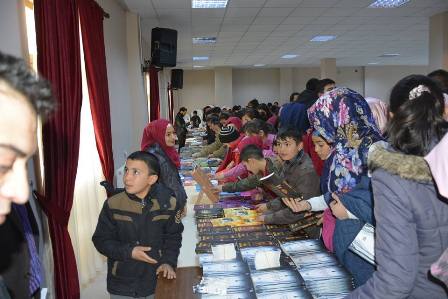 Emirgazi'de kitap fuarı açıldı