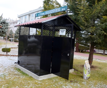 Sokak hayvanlarına sahip çıkılıyor