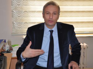 200 doktor adayından 1'i acil tıp uzmanı olmak istiyor