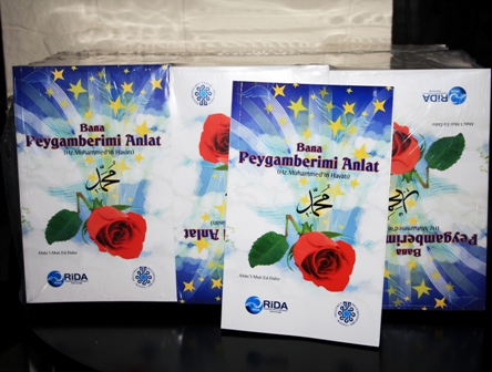 30 bin kitap ile peygamber sevgisi aşılanıyor