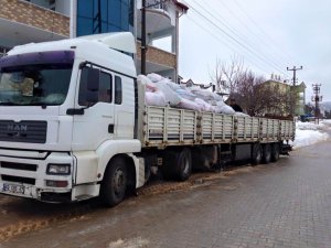 Derebucak’tan Bayır-Bucak Türkmenleri’ne yardım eli