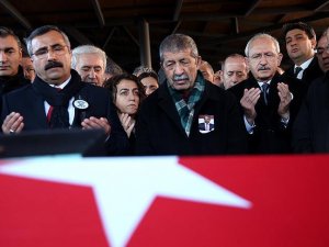 Kamer Genç için cemevinde tören düzenlendi