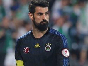 Volkan Demirel, Fenerbahçe'de 500. maçına hazırlanıyor