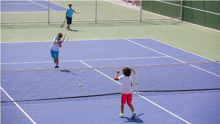 Selçuklu Belediyesi tenis kortu hizmete açıldı