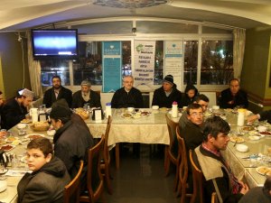 Toplumun ekseni kaydı