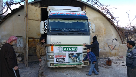 AYDER’den Suriye’ye  2 TIR yardım
