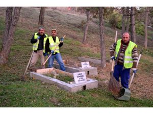 Sivas'ta Ermeni mezarlığında temizlik çalışması yapıldı