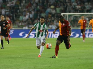 Süper Lig'de gençlere şans yok!