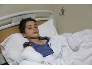 Donmak üzere olan Afgan çocuğa devlet sahip çıktı