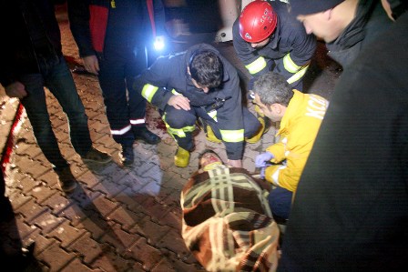 Yaralı anne önce çocuklarına müdahale edilmesini istedi