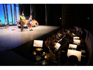 Azeri operet Türk izleyicisiyle buluştu