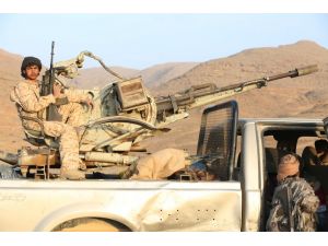 İngiltere Yemen'deki savaşa rağmen Suudi askerleri eğitiyor