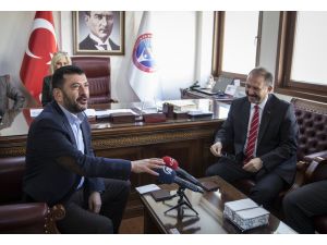 CHP'den Eğitim İş'e ziyaret