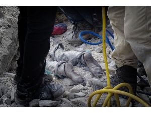 Rus uçaklarının Suriye'de yerleşim yerlerine yönelik saldırısı