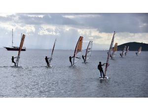 Yelken: TYF Rüzgar Sörfü Yarıyıl Kupası