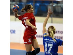 Hentbol: Bayanlar Süper Lig