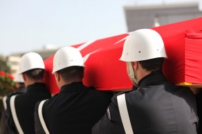 Diyarbakır Sur'da 1 Asker Şehit