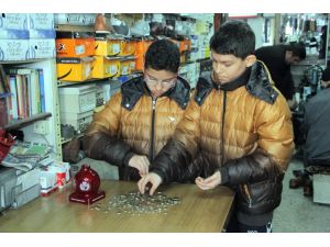 Üçüzlerden duygulandıran yardım