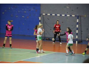 Hentbol: Bayanlar Süper Lig