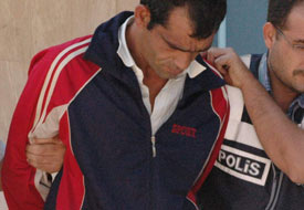 Gömdükleri çalıntı malları satamadılar