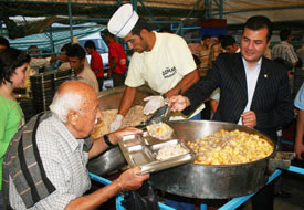 Ereğli'de 2 bin kişiye iftar yemeği