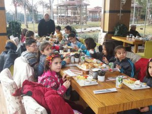 Armağan Koleji kahvaltıda buluştu