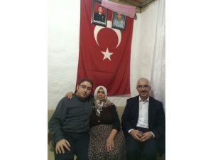 Nallıhan Kaymakamı Demirayak, şehit ailesine ziyarette bulundu