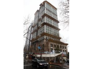 Maslak'ta iskanı bulunmayan gökdelenin yıkımına başlandı